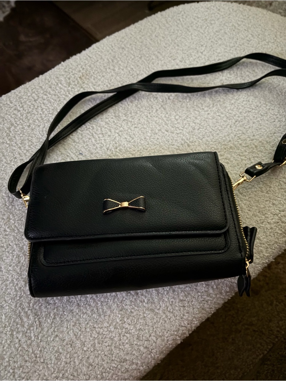 Black Crossbody Bow-Accent Women’s Bag